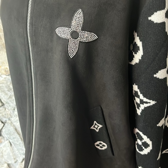 Tricotto Varsity Jacket Size XL - Picture 4 of 5